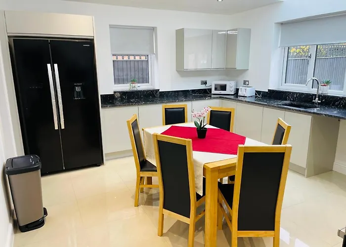 4-Bedroom Cottage In Healing, Grimsby